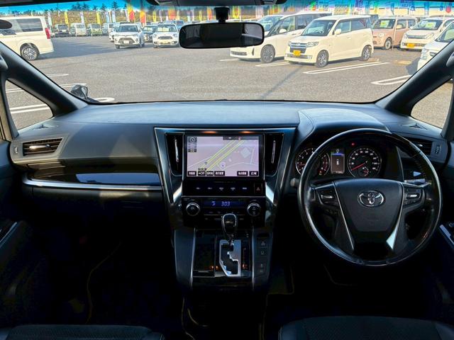 当社で整備の車両には４ヶ月の消耗品も含む無料保証と最長５年走行無制限の延長保証をオプションでご用意☆遠方のお客様はお近くのディーラーさんにて保証修理をお受け出来ます☆