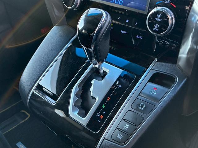 当社一押しオプション♪３年点検整備パック大好評♪ＯＩＬ無制限交換・ローテーション・こすっても安心保証・エレメント・ワイパー等々、お客様の８割が加入する絶賛の商品。是非、お気軽にスタッフまで♪単品売り可