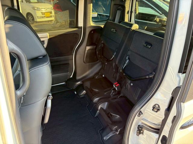 Ｎ－ＢＯＸカスタム Ｌターボ　スタイル＋ブラック　禁煙　両側電動スライドドア　ホンダセンシング　車線逸脱警告　純正８型地デジナビ　バックカメラ　Ｂｌｕｅｔｏｏｔｈ　ＵＳＢ　ＬＥＤオートライト　追従クルコン　半革シート　シートヒーター　パドルシフト　純正アルミ　スペアキー　保証書（9枚目）