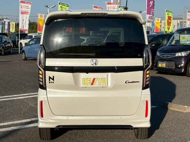 Ｎ－ＢＯＸカスタム Ｌターボ　スタイル＋ブラック　禁煙　両側電動スライドドア　ホンダセンシング　車線逸脱警告　純正８型地デジナビ　バックカメラ　Ｂｌｕｅｔｏｏｔｈ　ＵＳＢ　ＬＥＤオートライト　追従クルコン　半革シート　シートヒーター　パドルシフト　純正アルミ　スペアキー　保証書（13枚目）