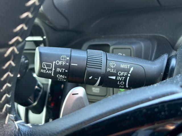 Ｎ－ＢＯＸカスタム Ｌターボ　スタイル＋ブラック　禁煙　両側電動スライドドア　ホンダセンシング　車線逸脱警告　純正８型地デジナビ　バックカメラ　Ｂｌｕｅｔｏｏｔｈ　ＵＳＢ　ＬＥＤオートライト　追従クルコン　半革シート　シートヒーター　パドルシフト　純正アルミ　スペアキー　保証書（27枚目）