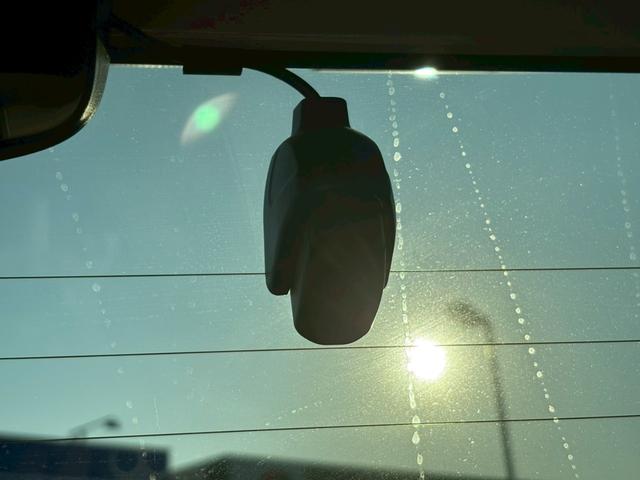 Ｎ－ＢＯＸカスタム Ｌターボ　スタイル＋ブラック　禁煙　両側電動スライドドア　ホンダセンシング　車線逸脱警告　純正８型地デジナビ　バックカメラ　Ｂｌｕｅｔｏｏｔｈ　ＵＳＢ　ＬＥＤオートライト　追従クルコン　半革シート　シートヒーター　パドルシフト　純正アルミ　スペアキー　保証書（40枚目）