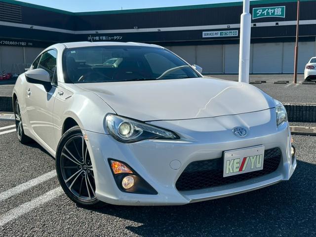 86 GT【下取直販】【禁煙】 社外ナビ CD/DVD再生 フルセグTV Bluetooth HIDライト フォグランプ スマートキー プッシュスタート ETC 電動格納ミラー 純正アルミ 24年製LE MANV+ パドルシフト(5枚目)