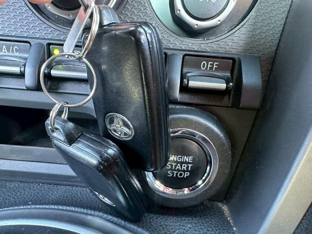 86 GT【下取直販】【禁煙】 社外ナビ CD/DVD再生 フルセグTV Bluetooth HIDライト フォグランプ スマートキー プッシュスタート ETC 電動格納ミラー 純正アルミ 24年製LE MANV+ パドルシフト(25枚目)