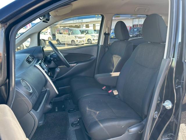 デイズ ハイウェイスター　Ｇターボ【ＭＣ後期】　衝突被害軽減　純正ナビ　ＣＤ録音　ＤＶＤ再生　フルセグＴＶ　Ｂｌｕｅｔｏｏｔｈ　全方位カメラ　ＨＩＤライト　フォグランプ　スマートキー　プッシュスタート　ＥＴＣ　純正アルミ　クルーズコントロール（17枚目）