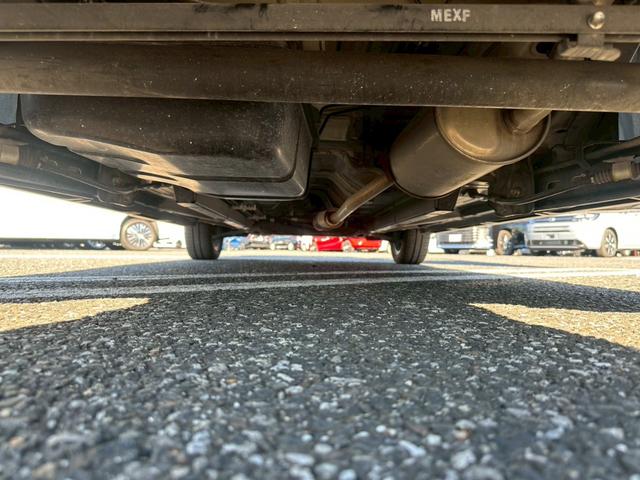 デイズ ハイウェイスター　Ｇターボ【ＭＣ後期】　衝突被害軽減　純正ナビ　ＣＤ録音　ＤＶＤ再生　フルセグＴＶ　Ｂｌｕｅｔｏｏｔｈ　全方位カメラ　ＨＩＤライト　フォグランプ　スマートキー　プッシュスタート　ＥＴＣ　純正アルミ　クルーズコントロール（40枚目）