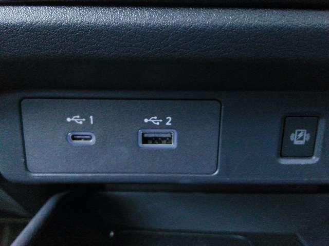 ノート Ｘ　アダブティブＬＥＤヘッドライト　前後ドライブレコーダー　２．０ＥＴＣ　ＮｉｓｓａｎＣｏｎｎｅｃｔナビゲーション　アラウンドビューモニター　インテリジェントルームミラー　ＳＯＳコール（15枚目）