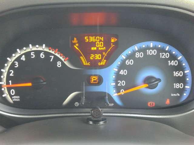 キューブ 15X Vセレクション スタットレスタイヤ一式 純正MC313メモリーナビゲーション プライバシーガラス ETC インテリジェントキー プライバシーガラス(5枚目)