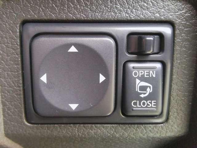 キューブ 15X Vセレクション スタットレスタイヤ一式 純正MC313メモリーナビゲーション プライバシーガラス ETC インテリジェントキー プライバシーガラス(8枚目)