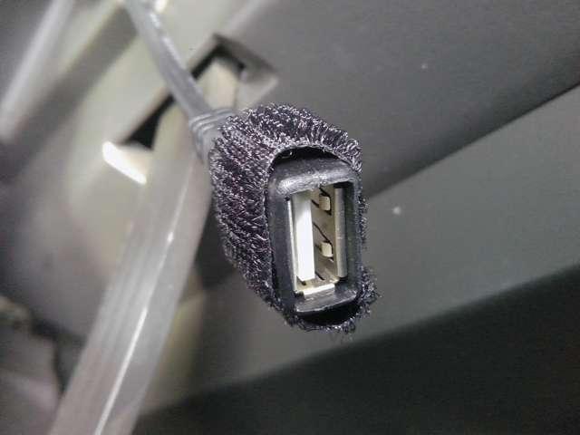 キューブ 15X Vセレクション スタットレスタイヤ一式 純正MC313メモリーナビゲーション プライバシーガラス ETC インテリジェントキー プライバシーガラス(9枚目)