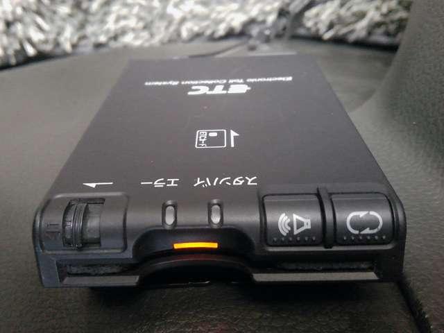 キューブ 15X Vセレクション スタットレスタイヤ一式 純正MC313メモリーナビゲーション プライバシーガラス ETC インテリジェントキー プライバシーガラス(10枚目)