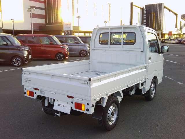 クリッパートラック ＤＸ　パートタイム４ＷＤ　４ＡＴ　雹害車　ＡＭ／ＦＭ／チューナー　キーレスキー　リアバックソナー（2枚目）