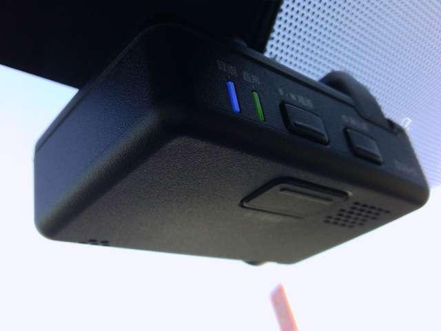 ノート ｅ－パワー　メダリストＦＯＵＲ　４ＷＤ　　ＬＥＤヘッドライト　エマージェンシーブレーキ　踏み間違い防　純正ＭＭ３１８メモリーナビゲーション　アラウンドビューモニター　ＥＴＣ　ドライブレコーダー　インテリジェントルームミラー＋ヒータドアミラー（12枚目）