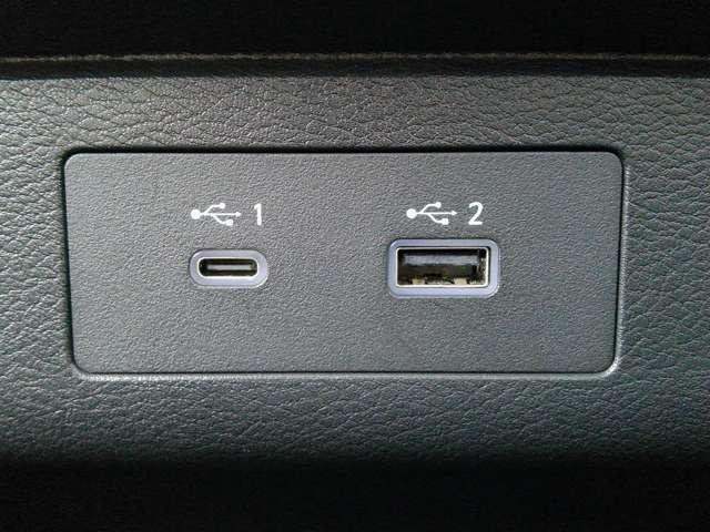 セレナ ハイウェイスターＶ　プロパイロット　前後ドライブレコーダー　アダブティブＬＥＤヘッドライト　ＮｉｓｓａｎＣｏｎｎｅｃｔナビゲーション　アラウンドビューモニター　２．０ＥＴＣ　リアオートエアコン　ハンズフリーオートスライドドア　インテリジェントルームミラー（15枚目）