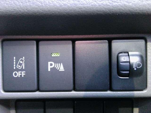 ＮＶ１００クリッパーバン ６６０　ＤＸ　ＧＬセーフティパッケージ　ハイルーフ　エマージェンシーブレーキ　踏み間違い防止アシスト　ＣＤ一体ＡＭ／ＦＭ／チューナー　ＥＴＣ　プライバシーガラス　キーレスキー　車線逸脱警報（6枚目）