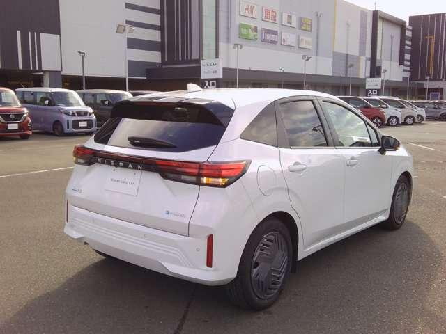 ノート Ｘ　プロパイロット　自社レンタアップ車　純正ワイドＭＭ２２３メモリーナビゲーション　アラウンドビューモニター　ＬＥＤヘッドライト　インテリジェントルームミラー（2枚目）