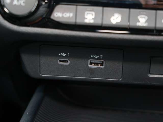 オーラ １．２　Ｇ　ＢＯＳＥサウンド／プロパイロット／踏み間違い防　自動（被害軽減）ブレーキ　ＬＥＤ　ＬＫＡ　サイドカメラ　ＥＴＣ　ドライブレコーダー　カーテンエアバッグ　イモビライザー　アルミホイール　インテリジェントキー　パワーウィンドウ　ワンオーナー　ナビＴＶ（9枚目）