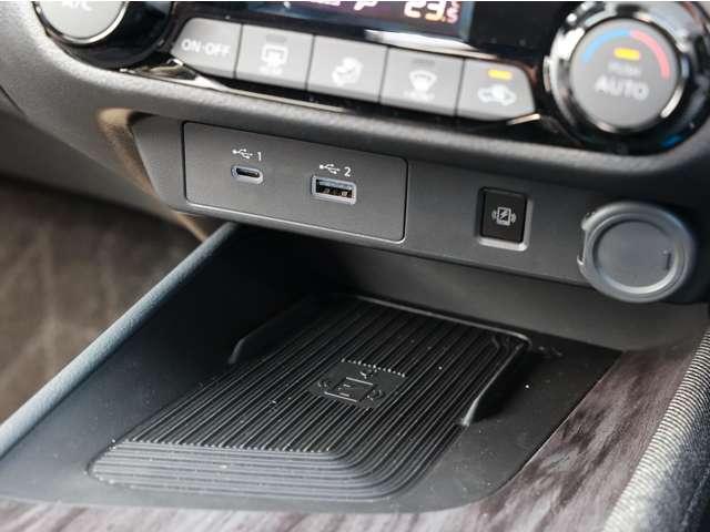 オーラ １．２　Ｇ　／当社社用車ＵＰ／ＢＯＳＥサウンド／ＳＯＳコール／プ　自動（被害軽減）ブレーキ　ＬＥＤ　ＬＫＡ　サイドカメラ　ＥＴＣ　ドライブレコーダー　カーテンエアバッグ　イモビライザー　アルミホイール　禁煙　インテリジェントキー　パワーウィンドウ　ワンオーナー（11枚目）