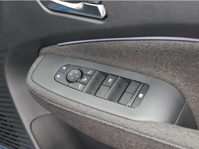 オーラ １．２　Ｇ　レザーエディション　当社社用車ＵＰ／ＡＷＩＮエアロ装備／Ｐパイロット／　ワンオーナ　追突防止　レーダークルーズ　本革　車線逸脱警報装置　禁煙車　ＬＥＤ　ドライブレコーダー　盗難防止　記録簿　バックモニター　ＥＴＣ　インテリジェントキー　メモリーナビゲーション　ＡＷ　ＡＢＳ（14枚目）