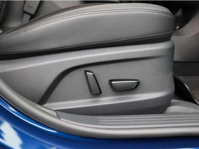 オーラ １．２　Ｇ　レザーエディション　当社社用車ＵＰ／ＡＷＩＮエアロ装備／Ｐパイロット／　ワンオーナ　追突防止　レーダークルーズ　本革　車線逸脱警報装置　禁煙車　ＬＥＤ　ドライブレコーダー　盗難防止　記録簿　バックモニター　ＥＴＣ　インテリジェントキー　メモリーナビゲーション　ＡＷ　ＡＢＳ（15枚目）
