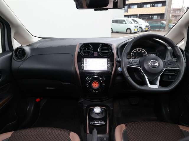 ノート １．２　ｅ－ＰＯＷＥＲ　メダリスト　ＦＯＵＲ　４ＷＤ　踏み間違い防止／アラウンドビューモニター／　１オーナー　切替４ＷＤ　全周囲モニター　クルコン　ナビＴＶ　衝突被害軽減ブレーキ　レーンアシスト　エアバッグ　ＥＴＣ　ドライブレコーダー　スマートキー　アルミホイール　バックカメラ　キーレス（3枚目）