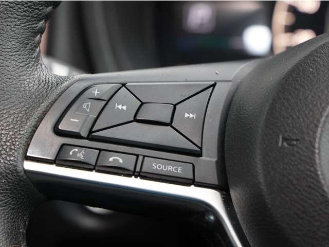 ノート １．２　ｅ－ＰＯＷＥＲ　メダリスト　ＦＯＵＲ　４ＷＤ　踏み間違い防止／アラウンドビューモニター／　１オーナー　切替４ＷＤ　全周囲モニター　クルコン　ナビＴＶ　衝突被害軽減ブレーキ　レーンアシスト　エアバッグ　ＥＴＣ　ドライブレコーダー　スマートキー　アルミホイール　バックカメラ　キーレス（11枚目）