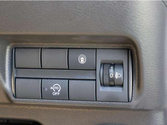 デイズ ６６０　Ｘ　４ＷＤ　アラウンドビューモニター／踏み間違い防止／　ブレーキサポート　サイドカメラ　インテリジェントアラウンドビューモニター　ＬＤＷ　エアコン　インテリジェントキー　フルタイム４ＷＤ　１オーナー　エアバッグ　キーフリー　バックカメラ　ＥＴＣ　ナビＴＶ（8枚目）