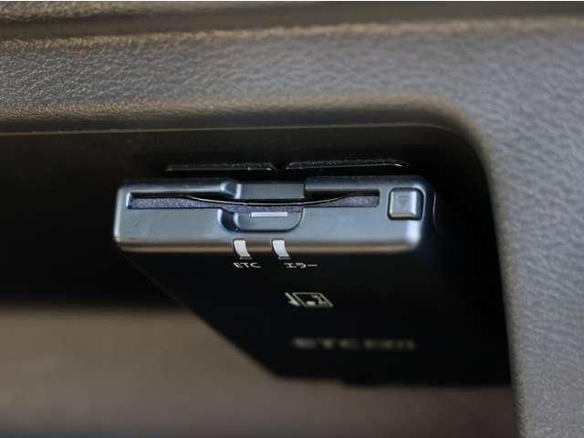 デイズ ６６０　Ｘ　４ＷＤ　アラウンドビューモニター／踏み間違い防止／　ブレーキサポート　サイドカメラ　インテリジェントアラウンドビューモニター　ＬＤＷ　エアコン　インテリジェントキー　フルタイム４ＷＤ　１オーナー　エアバッグ　キーフリー　バックカメラ　ＥＴＣ　ナビＴＶ（10枚目）