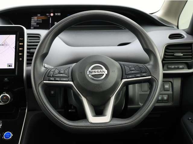 セレナ 1.2 e-POWER XV 踏み間違い防止/バックモニター/エマブレ/ バックビューモニター 両側パワースライドドア クルーズコントロール ワンオーナー車 スマートキー ドライブレコーダー アルミホイール 車線逸脱 盗難防止装置 キーレス パワーウィンドウ エアバッグ(8枚目)