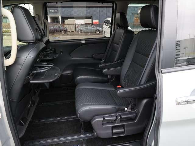 セレナ 1.2 e-POWER XV 踏み間違い防止/バックモニター/エマブレ/ バックビューモニター 両側パワースライドドア クルーズコントロール ワンオーナー車 スマートキー ドライブレコーダー アルミホイール 車線逸脱 盗難防止装置 キーレス パワーウィンドウ エアバッグ(17枚目)