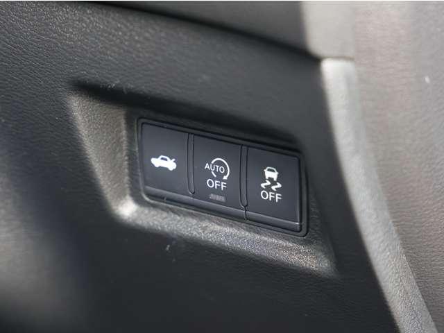 スカイライン 2.0 200GT-t タイプP 黒色本革電動シート/衝突被害軽減ブレーキ/ 衝突軽減装置 HDDナビ ドラレコ LED Bカメラ スマートキー 黒革シート 盗難防止 オートクルーズコントロール ETC レーンキープアシスト ナビTV ABS アルミホイール キーレス ワンセグ(13枚目)