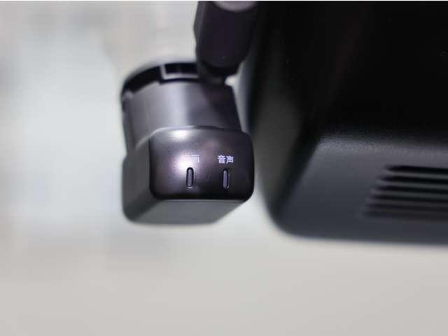 ノート AUTECH/ /プロパイロット/踏み間違い防止/アラウン 全方位 衝突被害軽減装置 レーンキープ 盗難防止 寒冷地仕様 点検記録簿 1オーナー LEDヘッド バックモニター ドラレコ サイドカーテンエアバック インテリジェントキー ETC エアバッグ(6枚目)