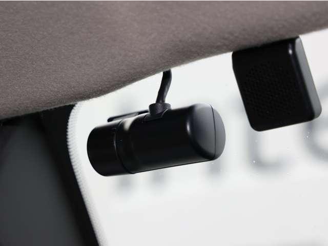 ルークス ６６０　Ｘ　アラウンドビューモニター／踏み間違い防止／　アラモニ　前後衝突軽減ブレーキ　ワンオーナー車　車線逸脱防止　ＥＴＣ　スマートキー　定期点検記録簿　キーフリー　ドライブレコーダー　ｉ－ｓｔｏｐ　フルオートエアコン　パワーウインドウ　ＬＥＤ　盗難防止（15枚目）