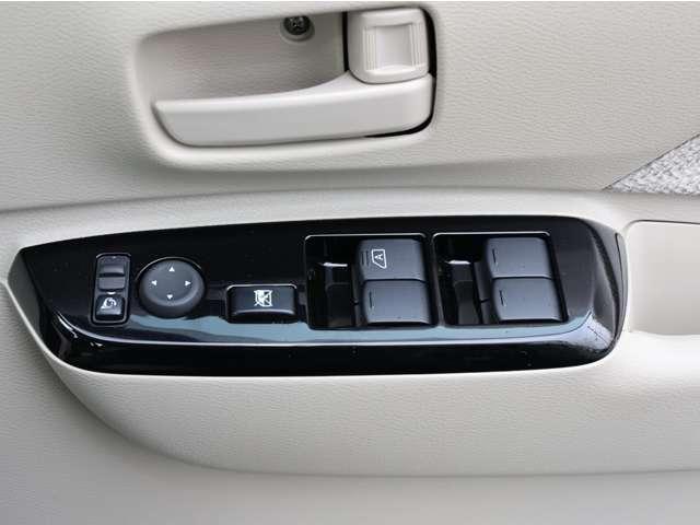 ルークス ６６０　Ｘ　アラウンドビューモニター／踏み間違い防止／　アラモニ　前後衝突軽減ブレーキ　ワンオーナー車　車線逸脱防止　ＥＴＣ　スマートキー　定期点検記録簿　キーフリー　ドライブレコーダー　ｉ－ｓｔｏｐ　フルオートエアコン　パワーウインドウ　ＬＥＤ　盗難防止（16枚目）