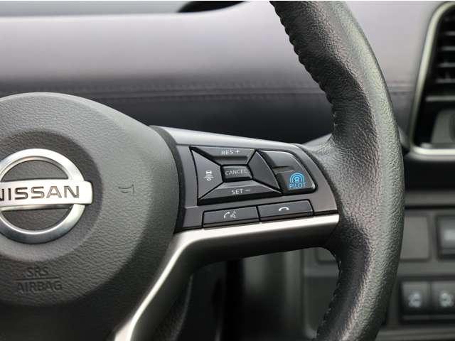 セレナ 1.2 e-POWER ハイウェイスター V 後席モニター/プロパイロット/踏み間違い防 360°カメラ エマジェンシーブレーキ 1オナ スマキー バックカメラ LED レーンアシスト 点検記録簿付 ETC ドラレコ イモビ サイドカーテンエアバック フルオートエアコン アルミホイール(10枚目)