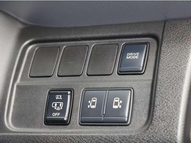 セレナ 1.2 e-POWER ハイウェイスター V 後席モニター/プロパイロット/踏み間違い防 360°カメラ エマジェンシーブレーキ 1オナ スマキー バックカメラ LED レーンアシスト 点検記録簿付 ETC ドラレコ イモビ サイドカーテンエアバック フルオートエアコン アルミホイール(15枚目)