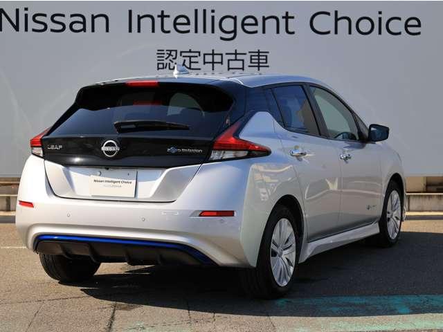 リーフ Ｓ　１２セグ／衝突被害軽減ブレーキ／踏み間違い防　バックモニター　ＬＥＤヘッドライト　インテリジェントキー　クルコン　盗難防止装置　ワンオーナー車　サイドエアバッグ　メモリーナビ　レーンアシスト　メンテナンスノート　パワーウィンドウ　オートエアコン（2枚目）