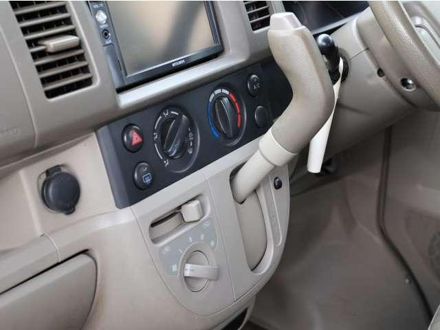 エブリイ ６６０　ＰＡ　ハイルーフ　内　外　装　現　状／ア　ウト　レ　ッ　ト／マニュア　エアバック　助手席エアバック　点検記録簿　エアコンパワステ　パワステ　ＡＢＳ付（7枚目）