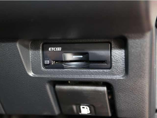 オーラ 1.2 G FOUR レザーエディション 4WD BOSEサウンド/SOSコール/プロパイロット/ア ワンオ-ナ-車 LKA レザーシート 追従クルコン LEDライト バックモニター ドライブレコーダー インテリキー 寒冷地仕様 4WD ETC アルミ 記録簿 サイドカメラ 盗難警報器 オートエアコン(17枚目)