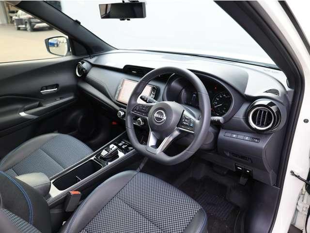 キックス 1.2 X FOUR (e-POWER) 4WD SOSコール/プロパイロット/アラウンドビュ ナビTV LEDライト 踏み間違い防止 アラウンドビュ- ETC 盗難防止システム 車線逸脱警報 インテリキー バックモニター ワンオーナー オートエアコン 4WD アルミホイール メモリーナビ(5枚目)