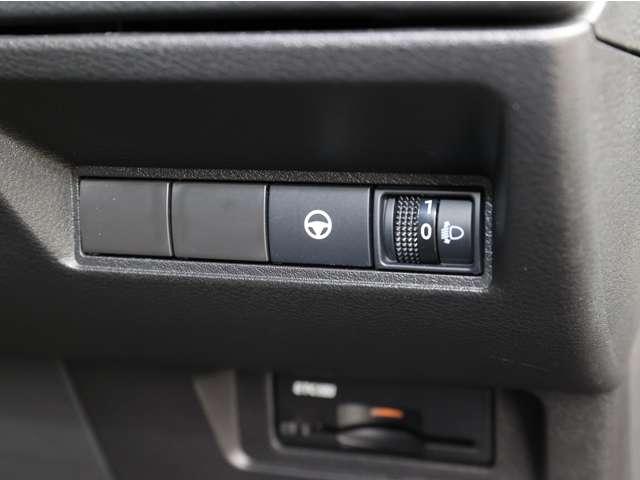 ノート １．２　Ｘ　当社社用車ＵＰ／アラウンドビューモニター／衝（14枚目）