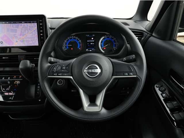 ルークス ６６０　ハイウェイスターＸ　当社社用車ＵＰ／後席モニター／アラウンドビュ　アイスト　衝突被害軽減ブレ－キ　マルチビューカメラ　車線逸脱警報装置　ＬＥＤ　スマートキー　パワーウィンドウ　ワンオーナー　カーテンエアバック　ドライブレコーダー　ナビＴＶ　バックカメラ　記録簿（8枚目）