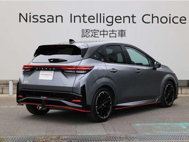 オーラ １．２　ＮＩＳＭＯ　チューンド　ｅ－ＰＯＷＥＲ　４ＷＤ　／当社社用車ＵＰ／ＢＯＳＥサウンド／ＳＯＳコール／プ　ナビＴＶ　アラウンドモニター　ワンオーナ－　ドラレコ　インテリキー　エマブレ　アルミ　キーレス　４ＷＤ　ＥＴＣ　ＬＥＤヘッドライト　追従クルーズ（2枚目）