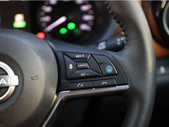 キックス １．２　Ｘ　ＦＯＵＲ　ツートーン　インテリアエディション（ｅ－ＰＯＷＥＲ）　４ＷＤ　／当社社用車ＵＰ／アラウンドビューモニター／　アラウンドビュ－　ＬＥＤ　インテリキー　ワンオーナー　盗難防止システム　４ＷＤ　オートエアコン　ＥＴＣ　ドライブレコーダ　車線逸脱警報　アルミホイール　ナビＴＶ　メモリーナビ　踏み間違え防止（12枚目）