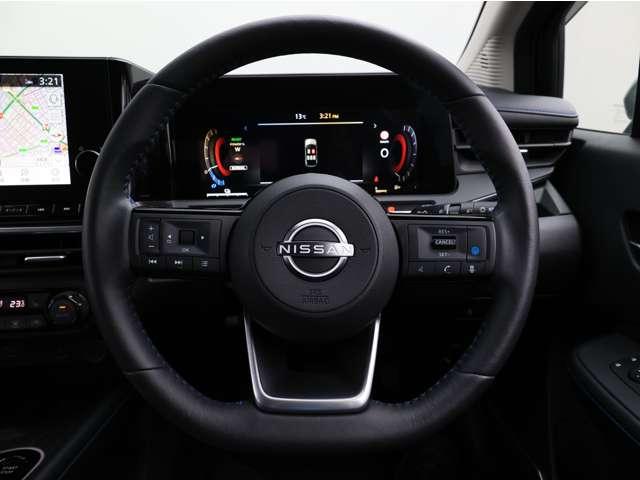 オーラ １．２　ＡＵＴＥＣＨ　スポーツ　スペック　当社社用車ＵＰ／ＢＯＳＥサウンド／ＳＯＳコール／プロ　バックカメラ　レーンキープアシスト（10枚目）