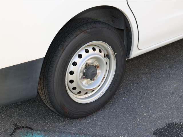 ＮＶ２００バネットバン １．６　ＤＸ　リモコンキー／バックモニター／前席パワーウ　バックカメラ付き　点検記録簿　メモリーナビ　パワーステアリング　エアバック　マニュアルエアコン　ナビＴＶ　ＡＢＳ　ワンセグ　キーフリー　フロントパワーウインドウ　ＥＴＣ付き（18枚目）