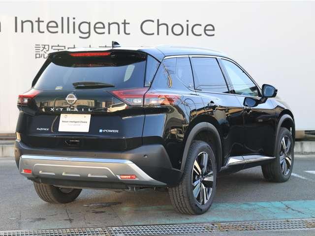 エクストレイル 1.5 G e-4ORCE 4WD 当社社用車UP/ナッパレザー(ブラック)/踏み 本革S 試乗車 1オーナー パークアシスト 寒冷地仕様 LEDヘッドランプ ナビTV スマートキー レーダークルーズ LKA キーフリー ETC 4WD アルミホイール メモリーナビ 記録簿 PS(2枚目)