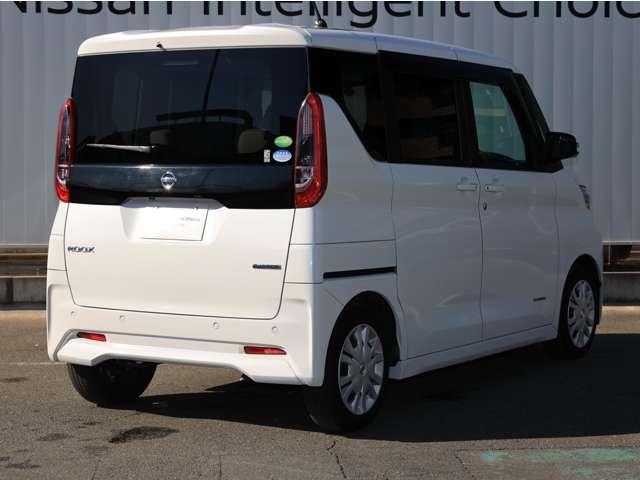 ルークス ６６０　Ｘ　／アラウンドビューモニター／踏み間違い防止　アラモニ　前後衝突軽減ブレーキ　ワンオーナー車　車線逸脱防止　ＥＴＣ　スマートキー　定期点検記録簿　キーフリー　ｉ－ｓｔｏｐ　フルオートエアコン　パワーウインドウ　バックカメラ　盗難防止　Ｗエアバック（2枚目）