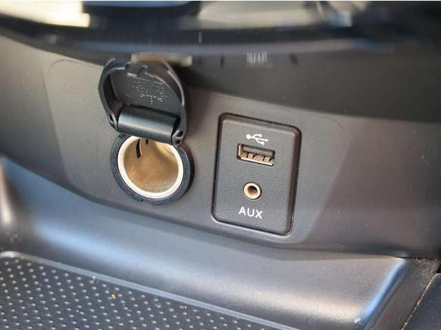 エクストレイル 2.0 20X エマージェンシーブレーキパッケージ 2列車 踏み間違い防止/衝突被害軽減ブレーキ/アラ 車線逸脱警告 AUTOエアコン 衝突軽減ブレーキ クルーズコントロール LEDライト 整備記録簿 Wエアバック リアカメラ ワンオーナー車 ETC PS サイドカメラ 盗難防止システム ナビTV(7枚目)