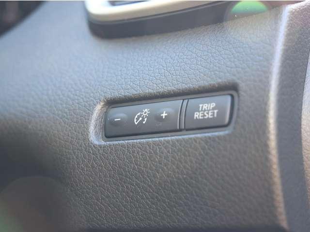 エクストレイル 2.0 20X エマージェンシーブレーキパッケージ 2列車 踏み間違い防止/衝突被害軽減ブレーキ/アラ 車線逸脱警告 AUTOエアコン 衝突軽減ブレーキ クルーズコントロール LEDライト 整備記録簿 Wエアバック リアカメラ ワンオーナー車 ETC PS サイドカメラ 盗難防止システム ナビTV(14枚目)